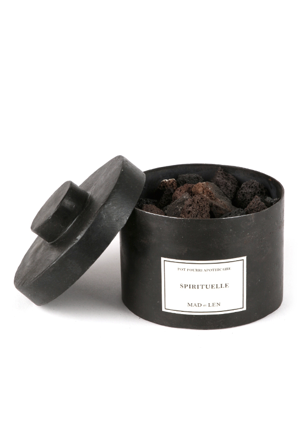 Spirituelle Lava Rock Potpourri Potpourri by Mad et Len | Luckyscent