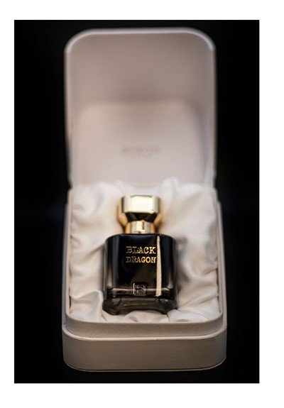 Black Dragon Extrait de Parfum by Byron Parfums | Luckyscent